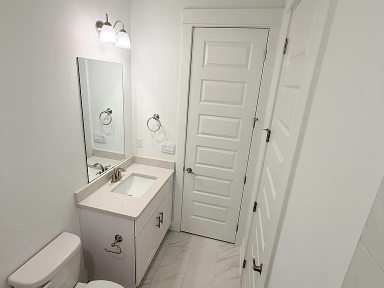 Private en-suite bathroom attached to Bedroom 2