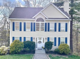 2 Cardinal Circle, Derry, NH 03038