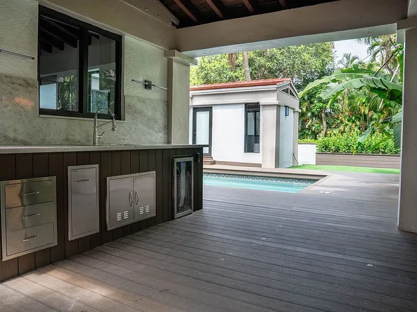 419 Blue Rd, Coral Gables, FL 33146