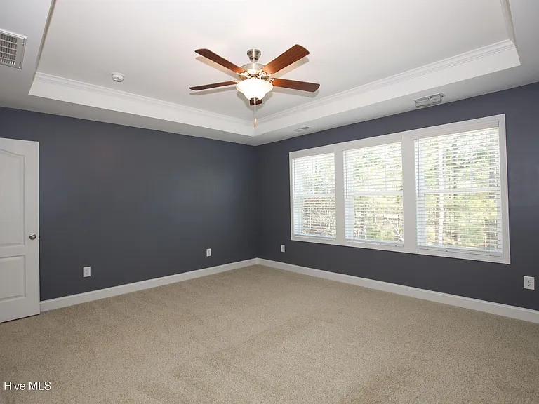 660 Avenue Of The Carolinas — Photo 51