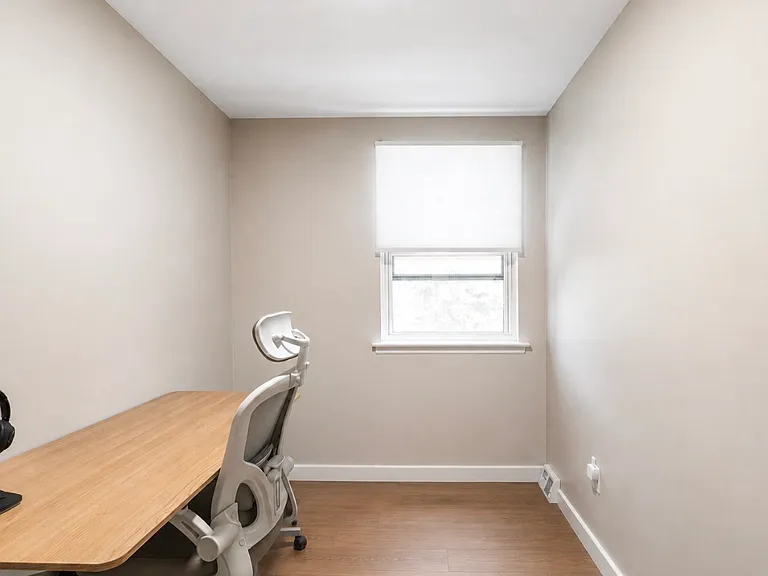 226 Rock St — Photo 14