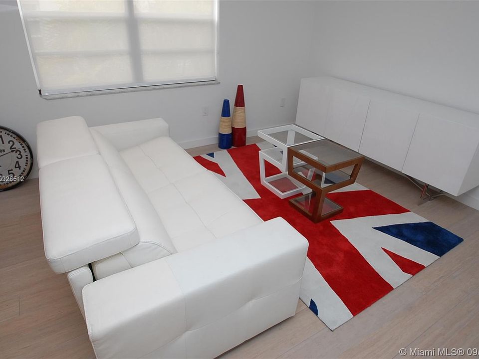 1st image of 619 Euclid Ave APT 2A