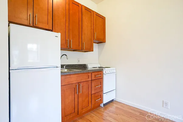 Rented by City Connections Realty | media 13