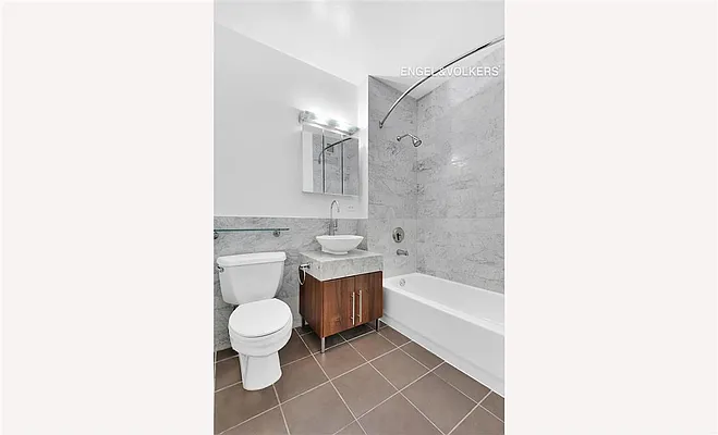 Sold by Engel & Völkers New York Real Estate | media 20