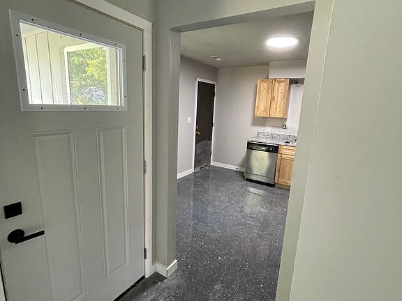 2nd image of 1008 E 27th St #1