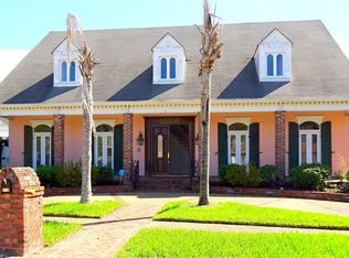 3904 Wheat St, Metairie, LA 70002