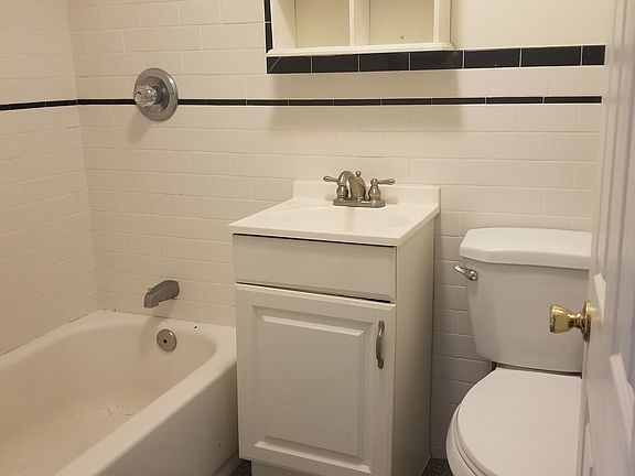 5th image of 12 Fuller St #12A