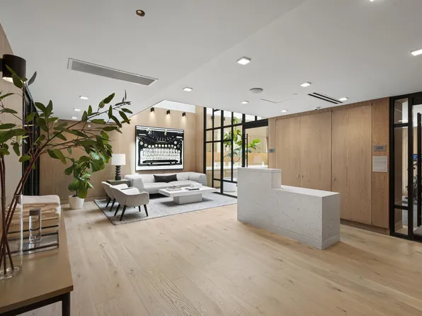 200 East 21st Street 12C image 23 of 23