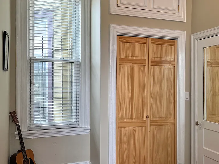 496 Porter Ave #1 — Photo 6