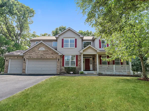 1390 Bison Ln, Hoffman Estates, IL 60192