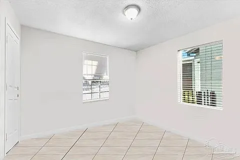 2000 Elaine Cir Photo 1