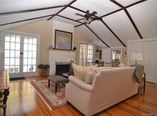 3 Yew St, Norwalk, CT 06850