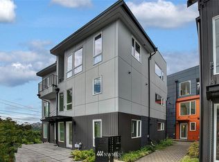 2072 SW Charlestown St, Seattle, WA 98106