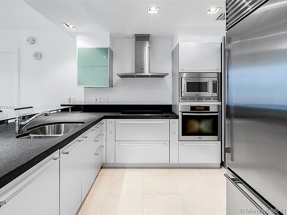 3rd image of 18201 Collins Ave #508