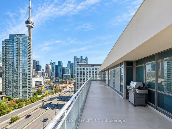 410 Queens Quay W #1104, Toronto, ON M5V 3T1