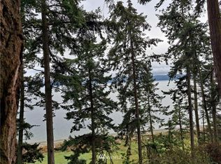 5 Xx Race Rd, Coupeville, WA 98239