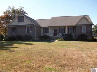 81 Piney Point, Mayfield, KY 42066