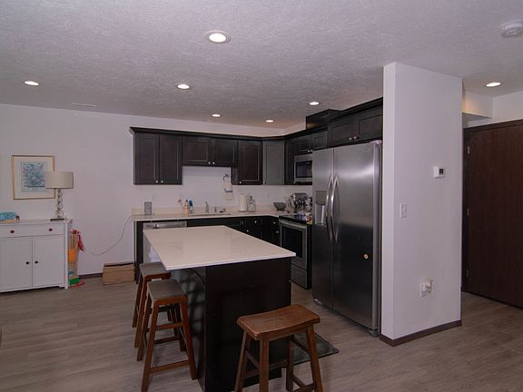 3rd image of 1522 N Michigan Ln #1524