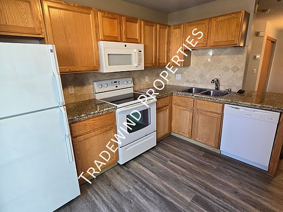 4th image of 8433 Annapolis Way