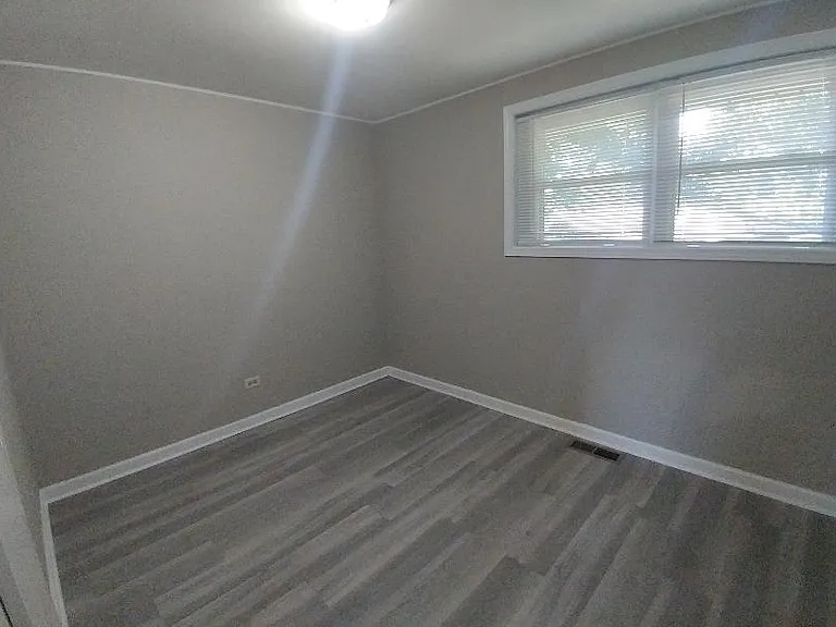 109 W Gettysburg Ave — Photo 7