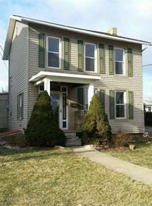 221 S Water St, Mill Hall, PA, 17751