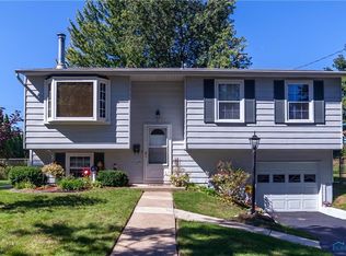 5807 Viramar Rd, Toledo, OH 43611