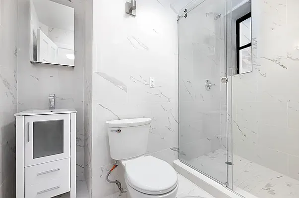 Rented by REAL New York | media 6