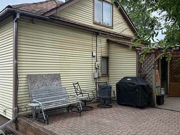 2nd image of 624 Park Ave