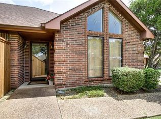 2704 Raphael Ln, Dallas, TX 75287