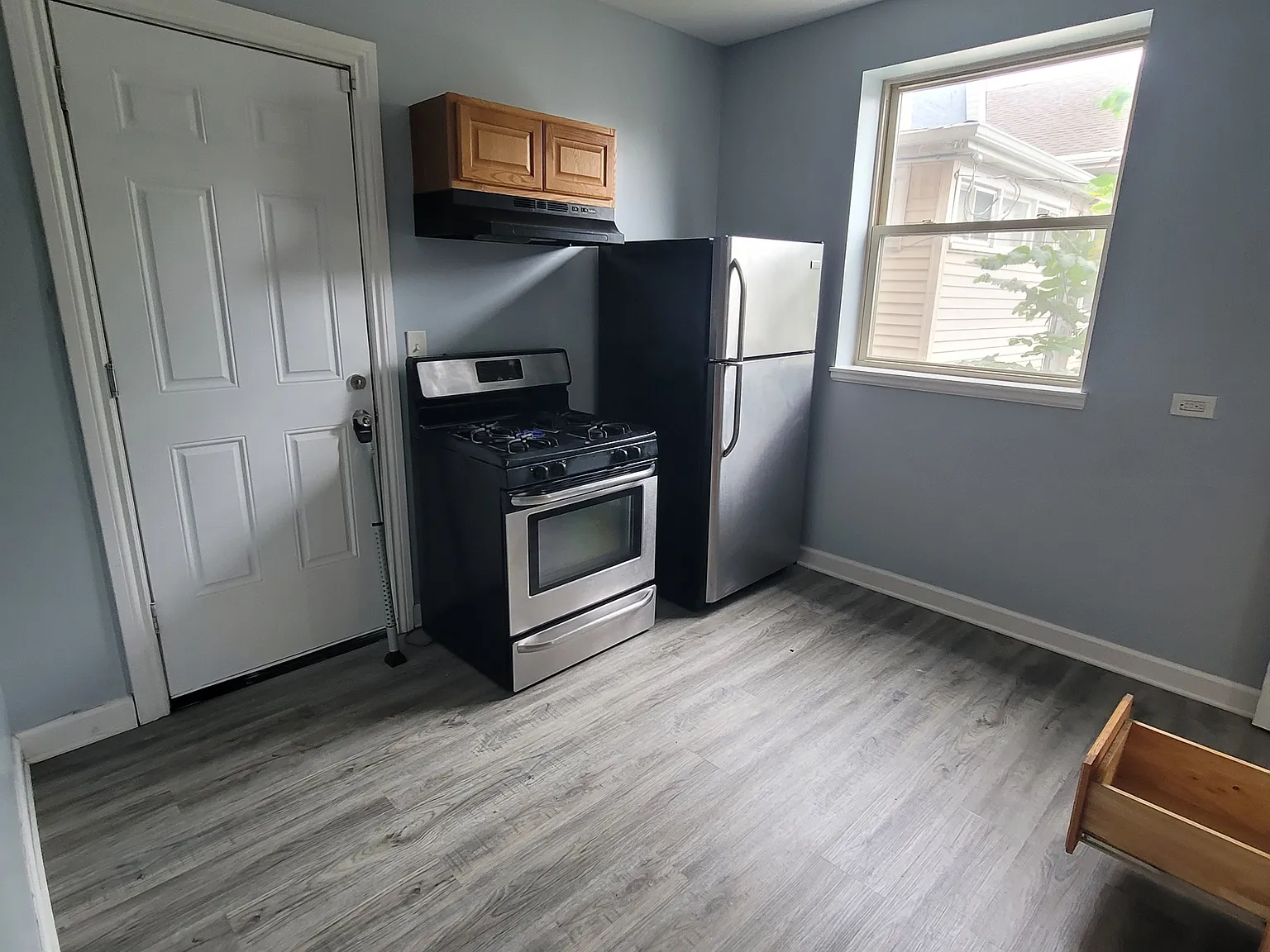 1 bed, 1000 sqft, $1,200 — Photo 4