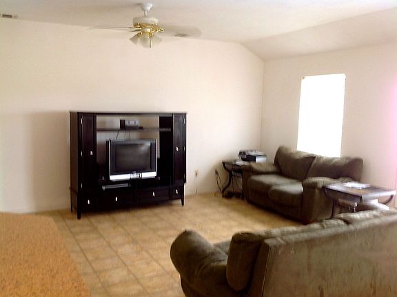 4th image of 50 Rock Dove Dr #1
