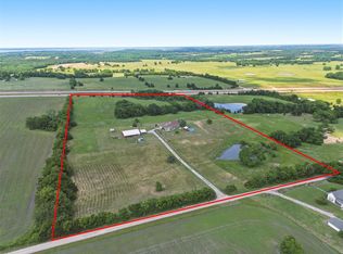 643 County Road 2992, Windom, TX 75492