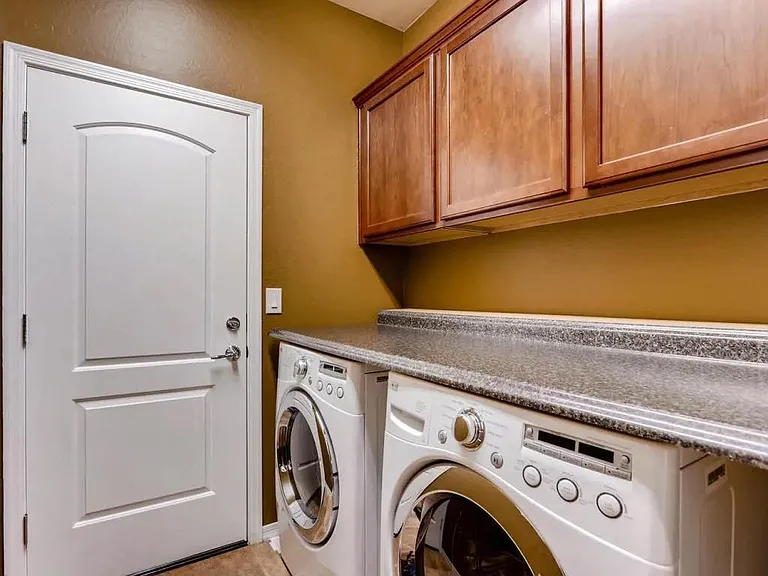 1703 W Big Oak St — Photo 24