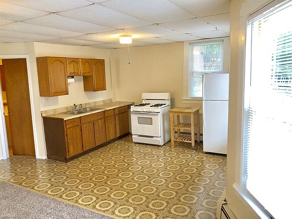 9FEC274D-2834-4B8F-8201-4B0BBABB66A3