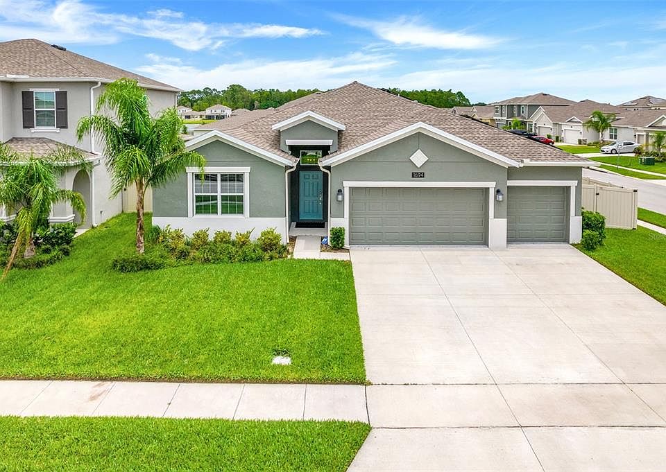 1st image of 1694 CHATSWORTH CIRCLE