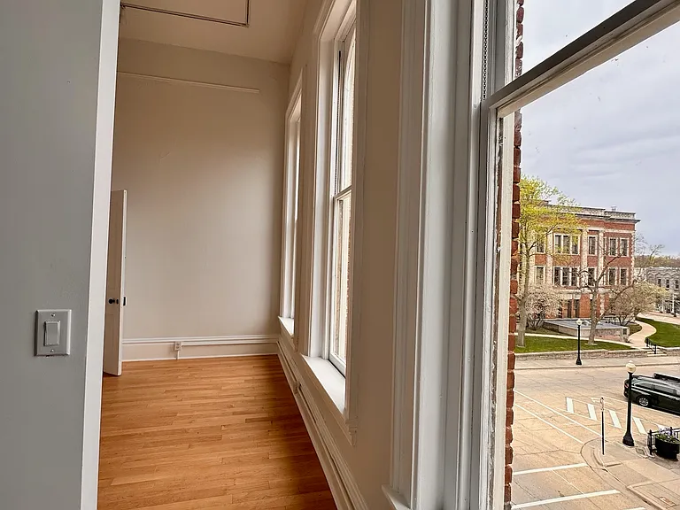 W Washington St — Photo 11
