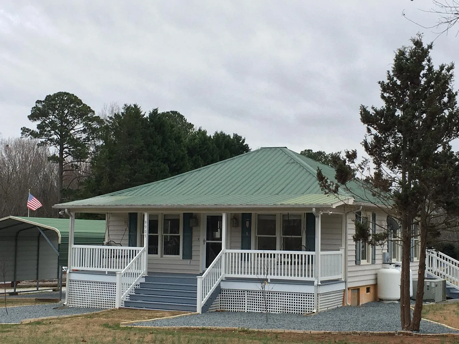2 bed, 988 sqft, $1,700 — Photo 2