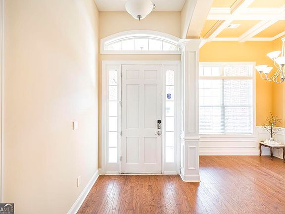 5th image of 206 Londie Ln