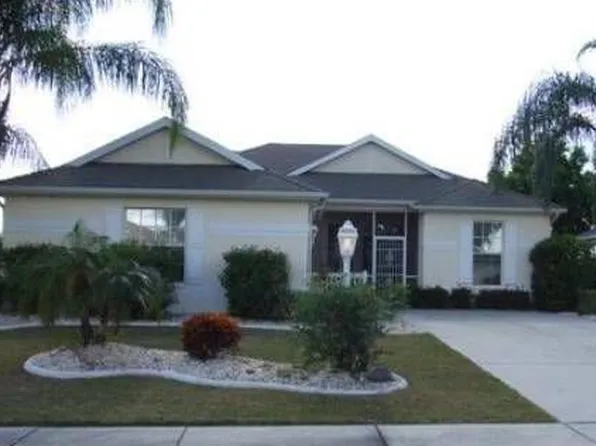 2216 Preservation Green Ct, Sun City Center, FL 33573