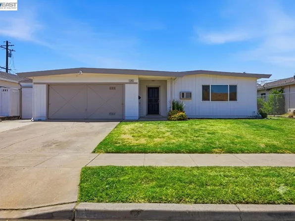 42881 Applewood St, Fremont, CA 94538