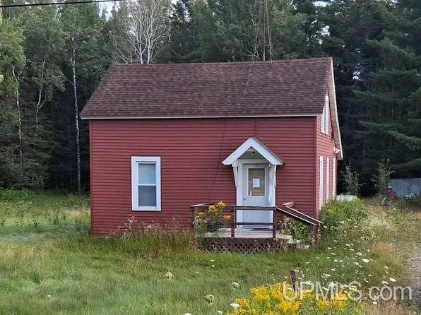 9744 Us Highway 2, Rapid River, MI 49878