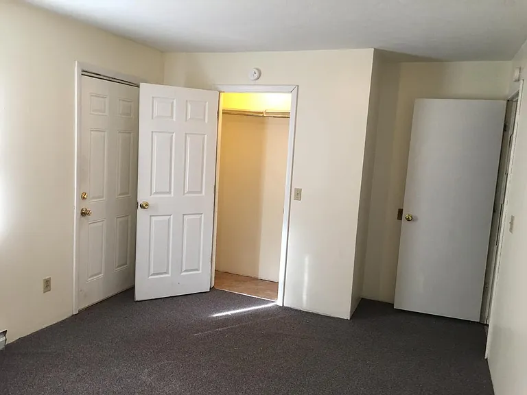 1302 Lakewood Dr #C — Photo 6