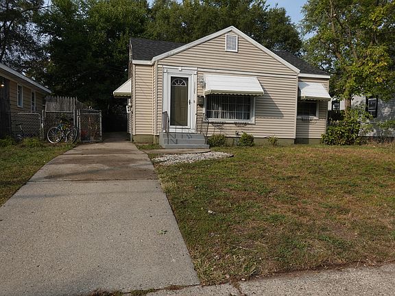 2nd image of 1127 Hazen St SE