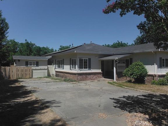 3rd image of 51 Sheldon Ave