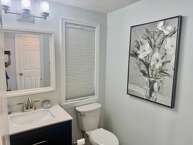 735 Sea St — Photo 11