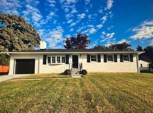 15421 Thompson Rd, Silver Spring, MD 20905