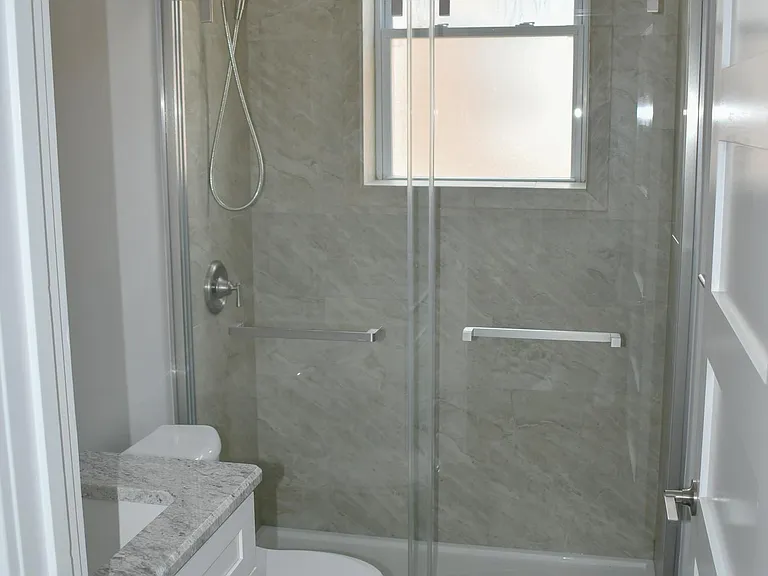 7505 Pershing Ave #2E — Photo 10