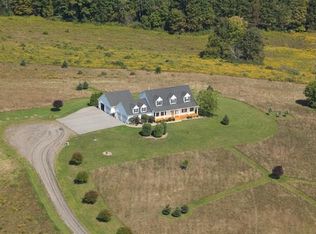 146 Knoll Top Ct, Wellsboro, PA 16901