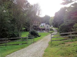 957 Round Top Rd, Burrillville, RI 02830