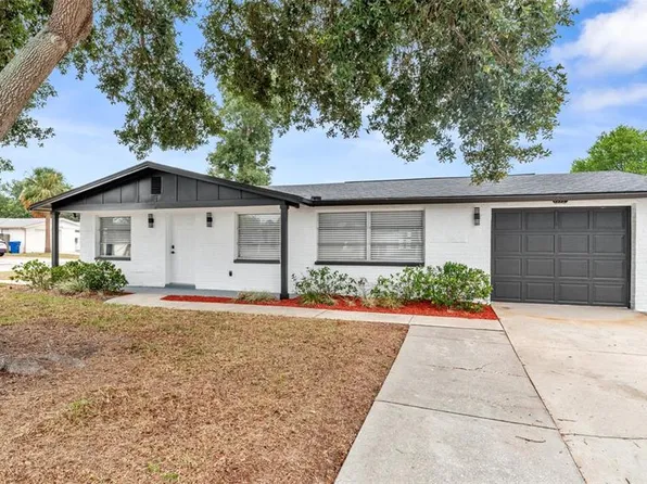 3325 Darlington Rd, Holiday, FL 34691